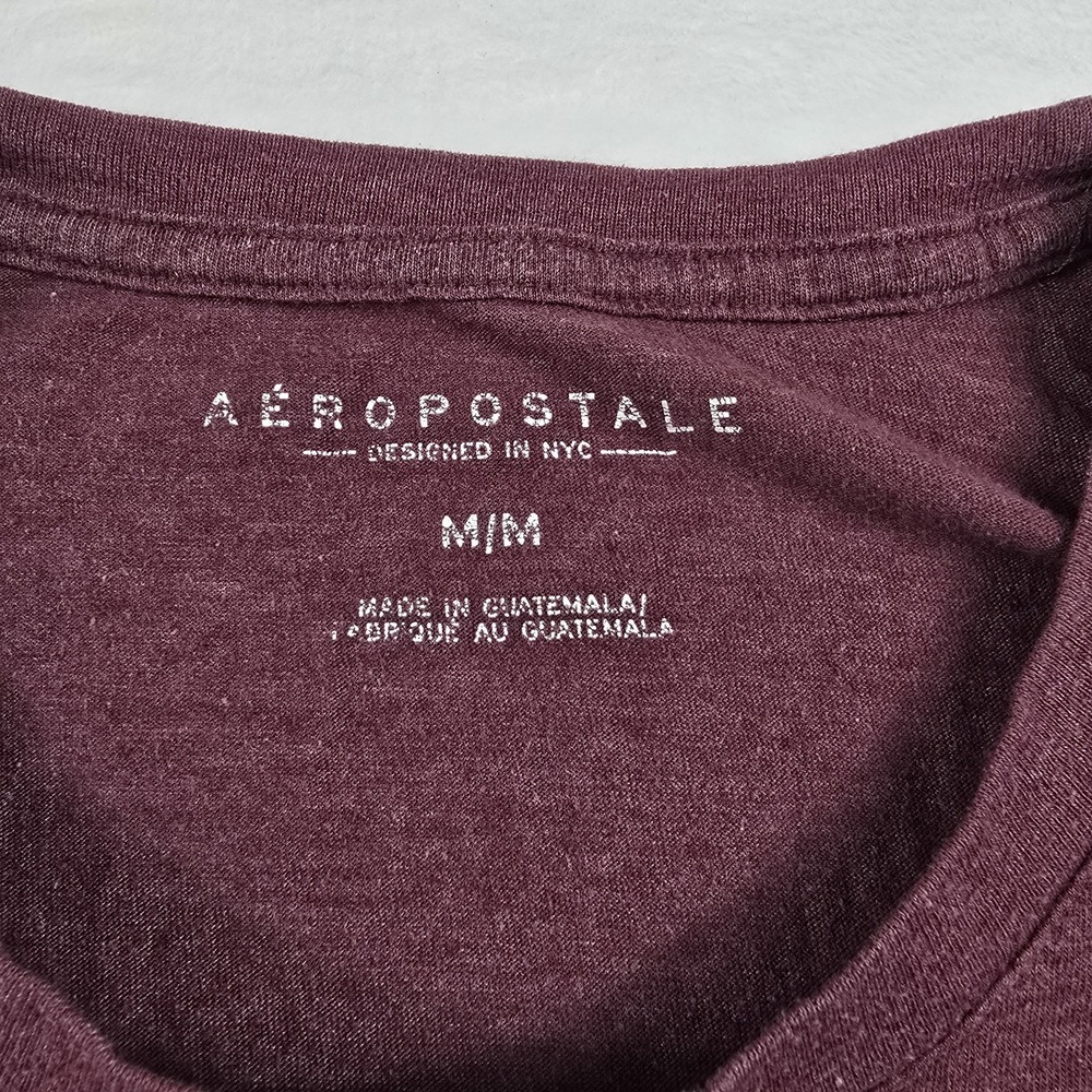 Aeropostale Women's T Shirt Burgundy Graphic Print Size Medium Athletic Division - Picture 3 of 11